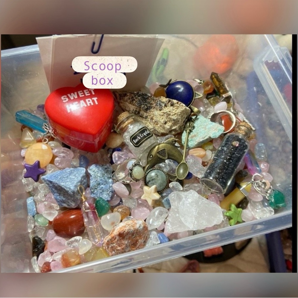 Crystal box mystery seasonal scoop   gemstones chips pendents charms